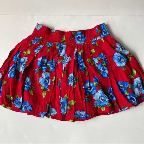 Hollister Red Floral Mini Circle Skirt - Picture 4 of 4